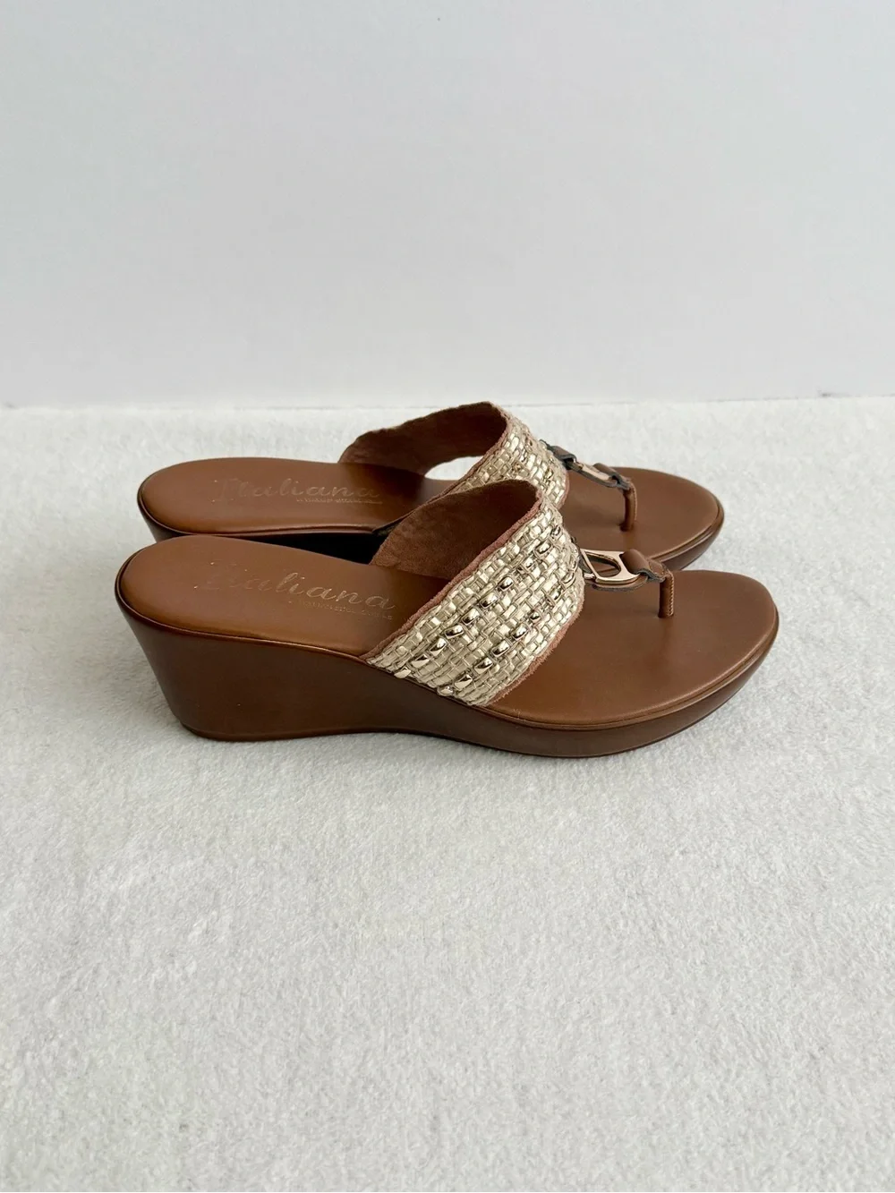 Brown Gold Woven Wedge Thong Sandals Women’s 9.5 Metallic Resort Summer